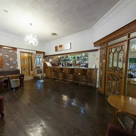 Dubrovnik 3* Bradford (West Yorkshire)